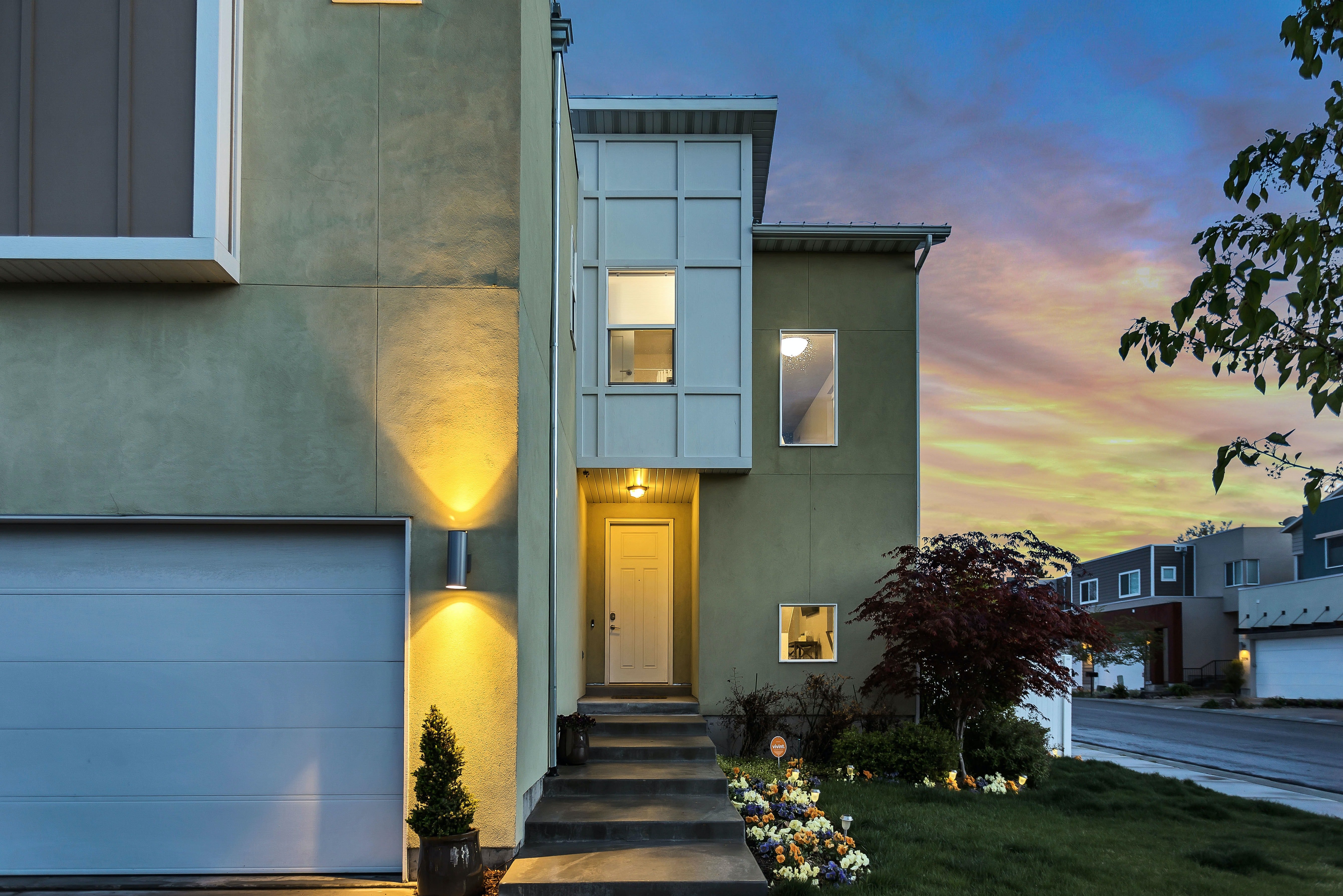 What to Expect When Working with a Flat-Fee Real Estate Agent